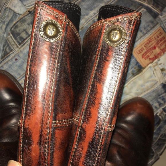 FRYE Distressed 17" Brown Leather Riding Boots 8 - Picture 7 of 8